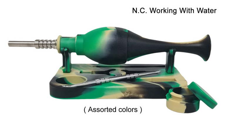 Colorful Silicone Nectar Collector Working With Water Included Silicone Jar And Dabbing Tool